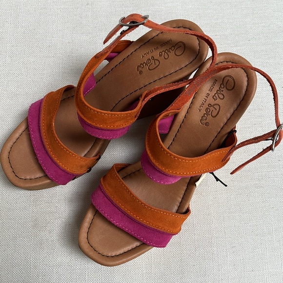 Suede wedge platform sandals - Picture 2 of 8